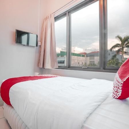 מלון ג'קרטה Oyo 208 G House מראה חיצוני תמונה