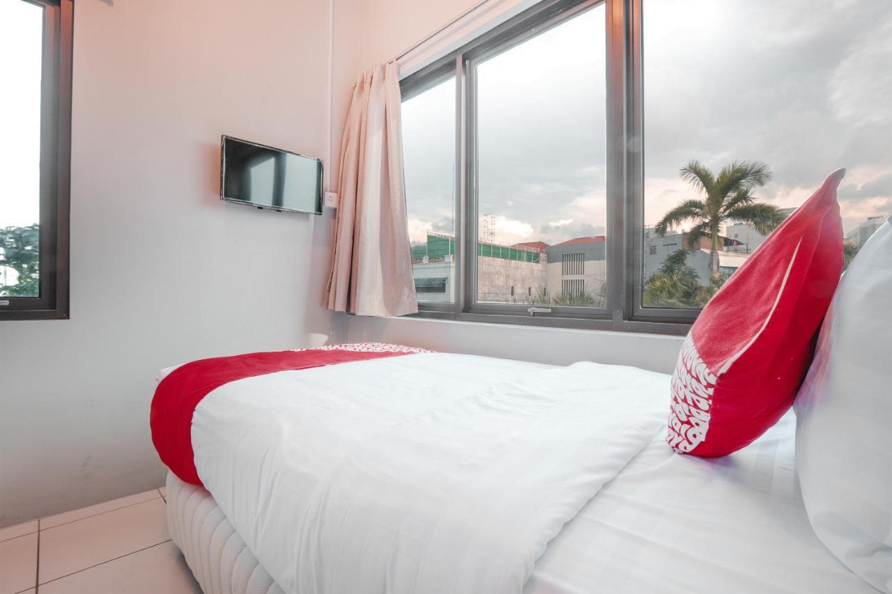מלון ג'קרטה Oyo 208 G House מראה חיצוני תמונה