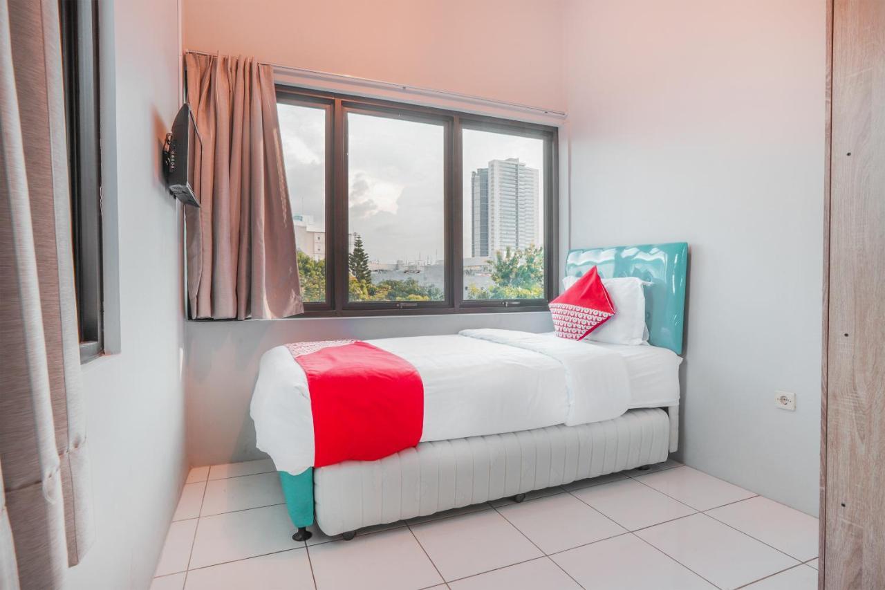 מלון ג'קרטה Oyo 208 G House מראה חיצוני תמונה